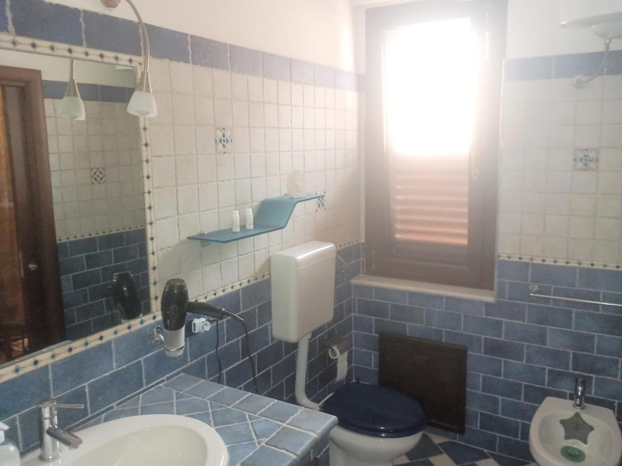 Отель Casa Alice Изола-делле-Феммине Экстерьер фото